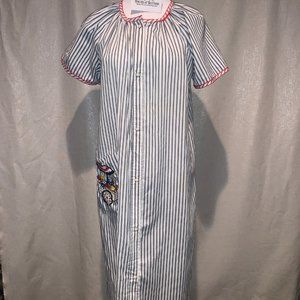 Vtg. 1950's ILGWU mumu/dress Women's small